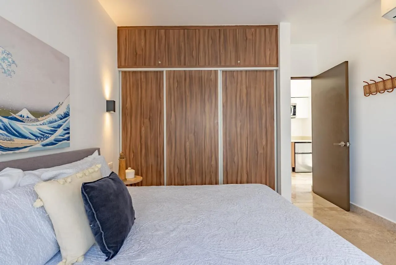 شقة Bahay Condos Steps From The Beach And 5Th Ave بلايا ديل كارمن