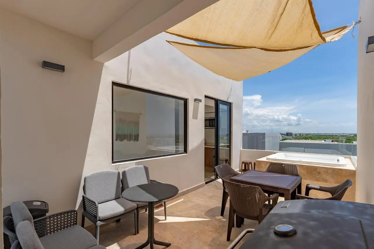 Bahay Condos Steps From The Beach And 5Th Ave بلايا ديل كارمن شقة